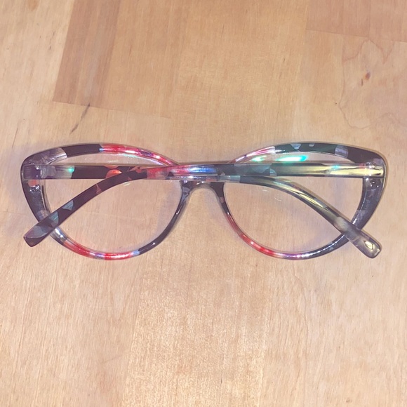 Distance Glasses - Picture 3 of 3